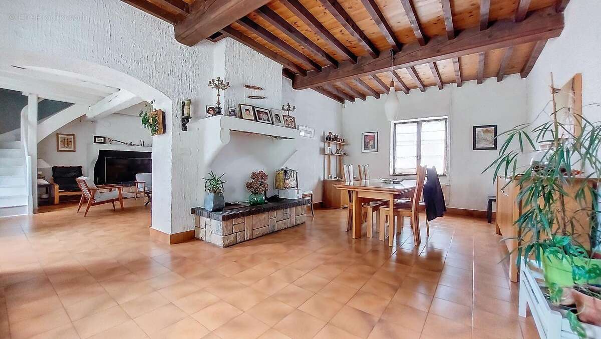 Maison à SAINT-PRIEST
