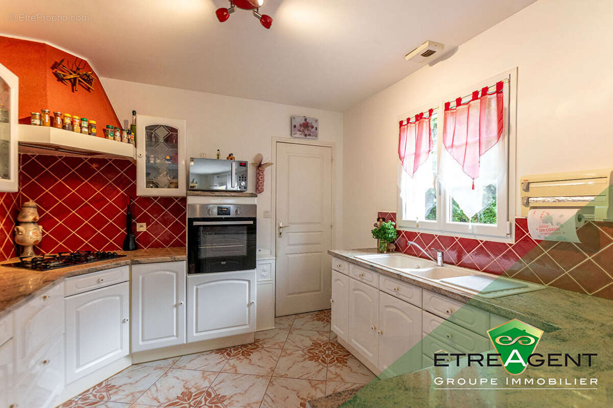 Maison à LONGNY-AU-PERCHE