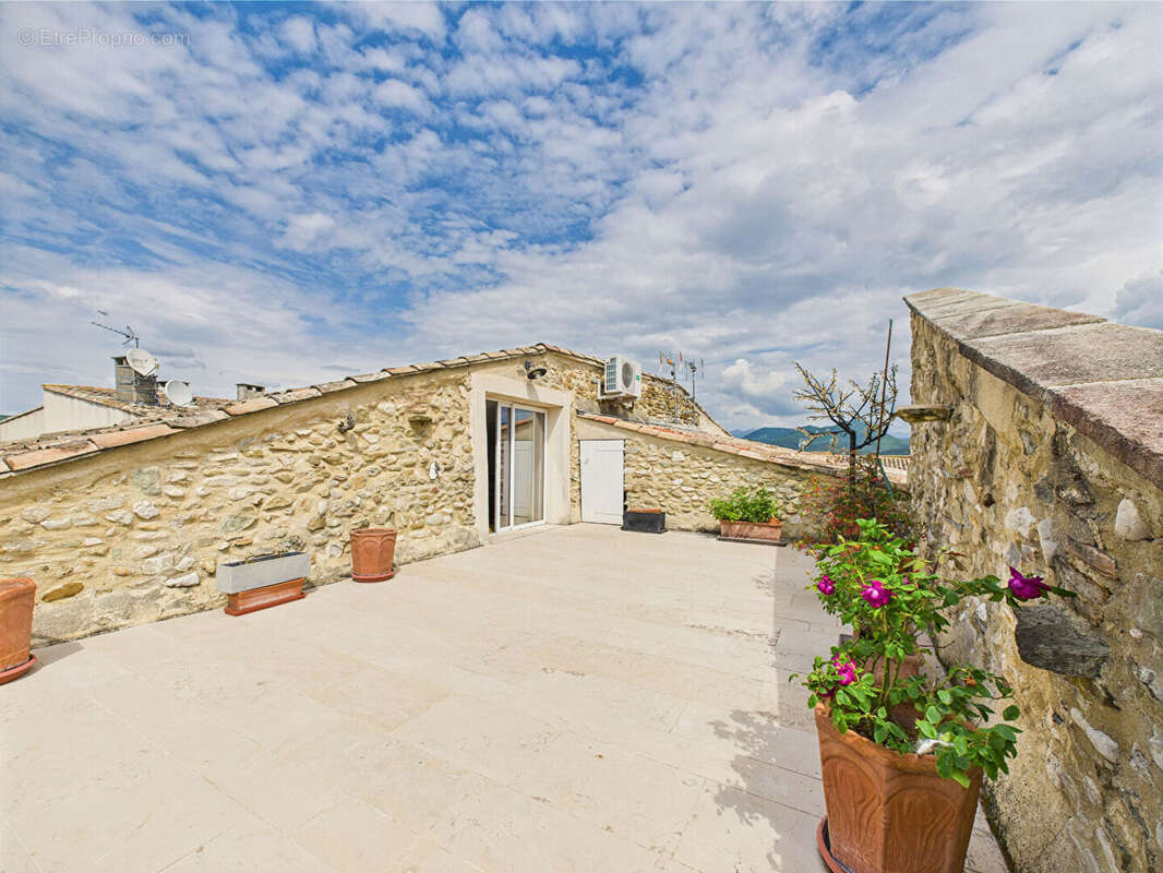 Maison à CLEON-D'ANDRAN