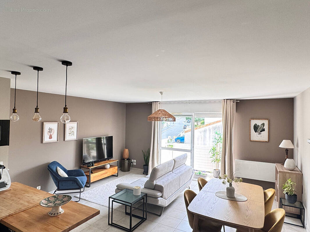 Appartement à TONNAY-CHARENTE