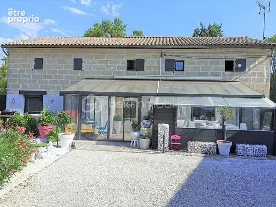 Magnifique propriete de 257 m2 avec 6 chambres, 4 sdb, piscine et un gite de 67 m2 avec 2 chambres !!! - photo 5
