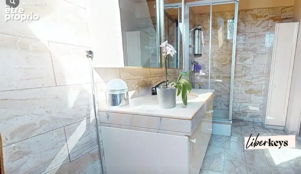 Maison - 7 chambres - 197 m² - 823 m² de terrain : de la place pour toute la famille à Villepinte Secteur Nord-Est Parc - photo 11