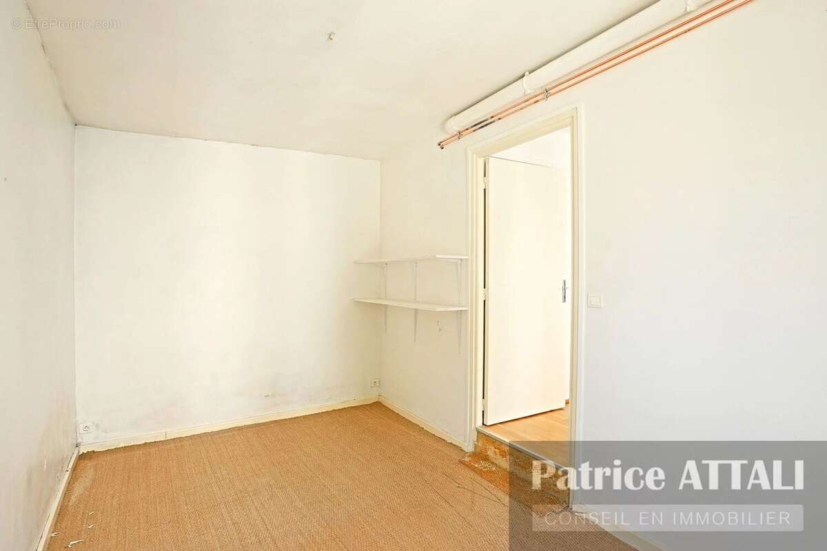 Appartement à PARIS-20E