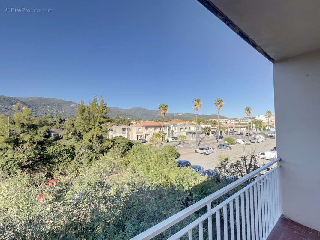 Appartement à SAN-NICOLAO