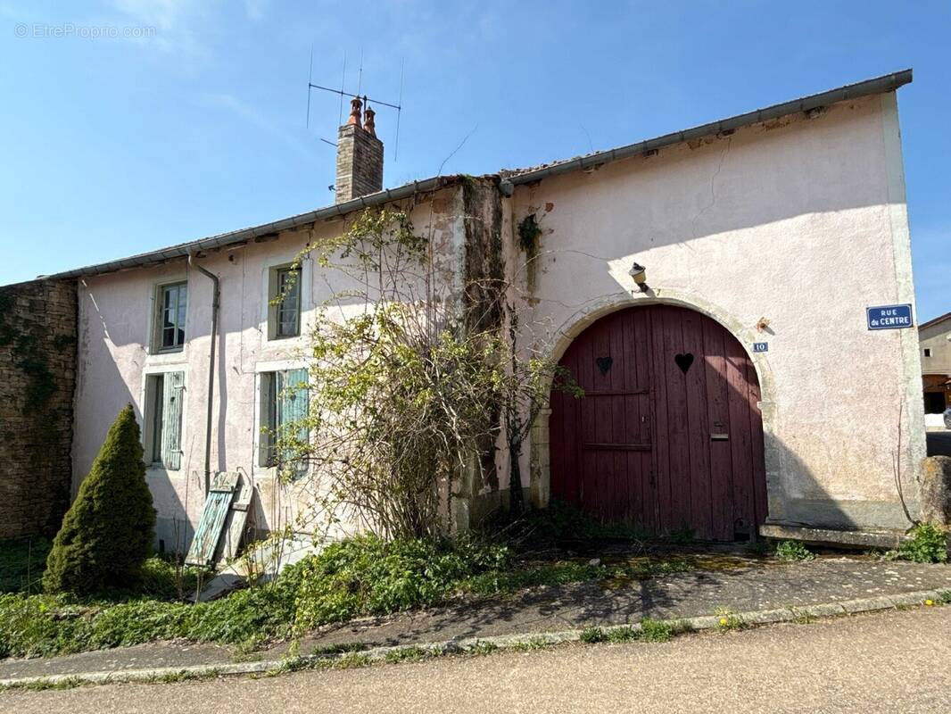 Maison à BEAUFREMONT