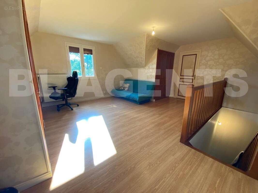 WhatsApp Image 2025-06-23 à 11 - Maison à SAINT-SATURNIN