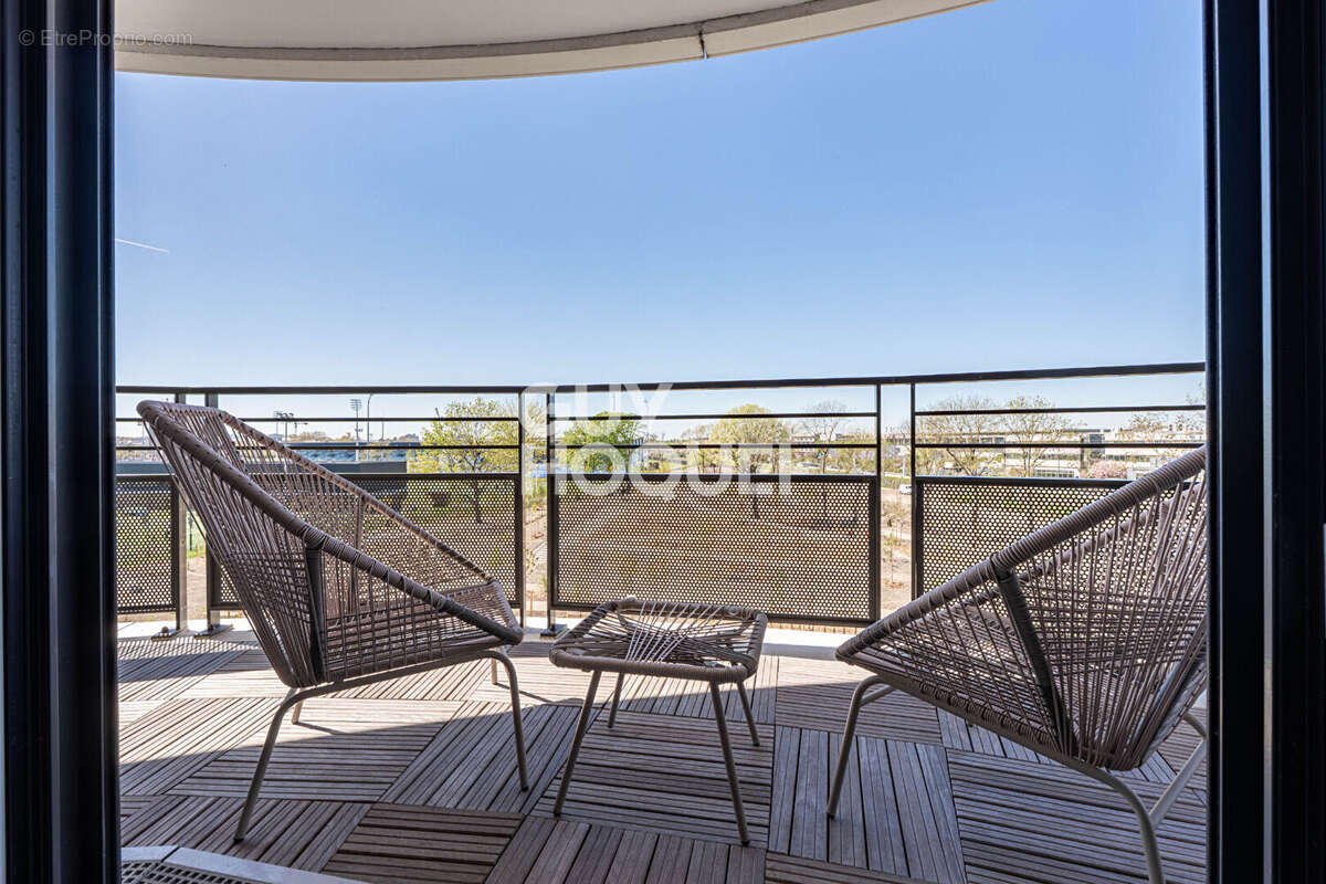Appartement à COLOMBES
