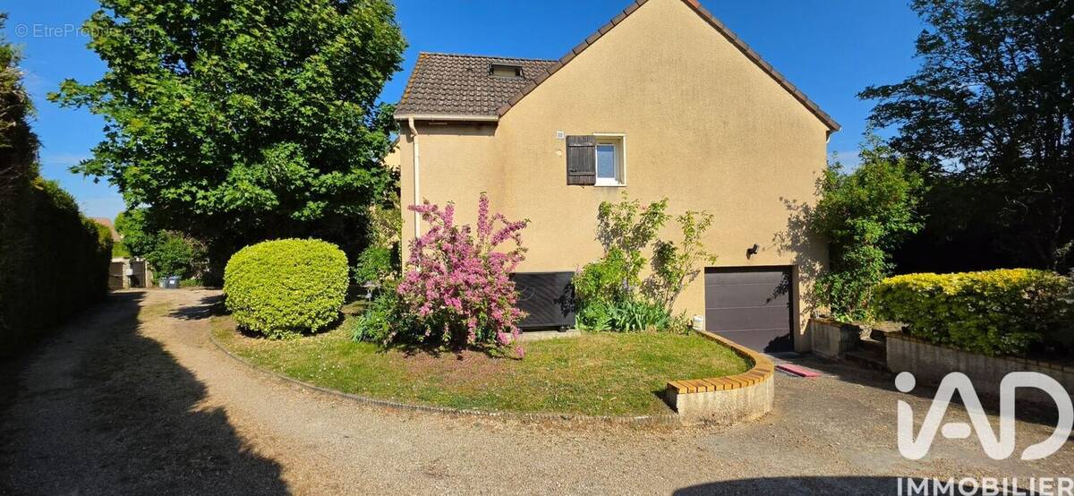 Photo 1 - Maison à EPONE