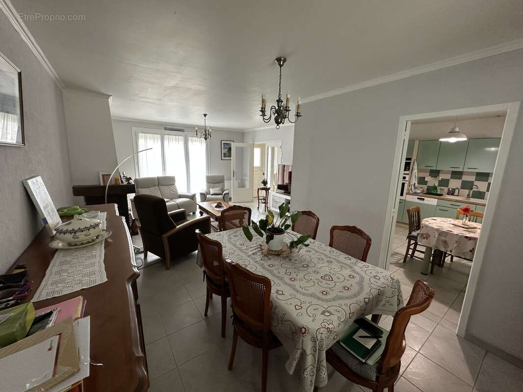 Maison à LUCE