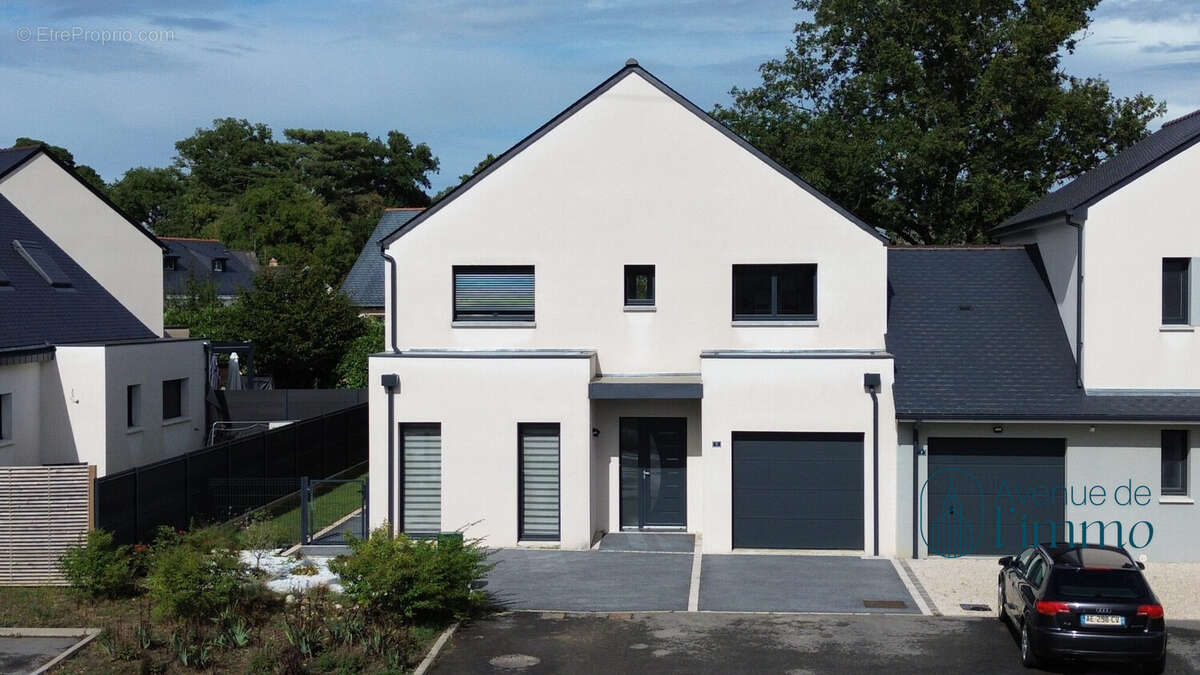 Maison à MONTREUIL-JUIGNE