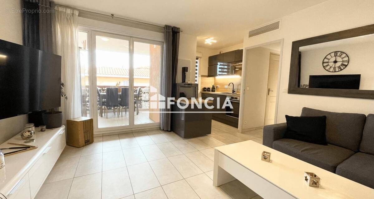 Appartement à MANDELIEU-LA-NAPOULE