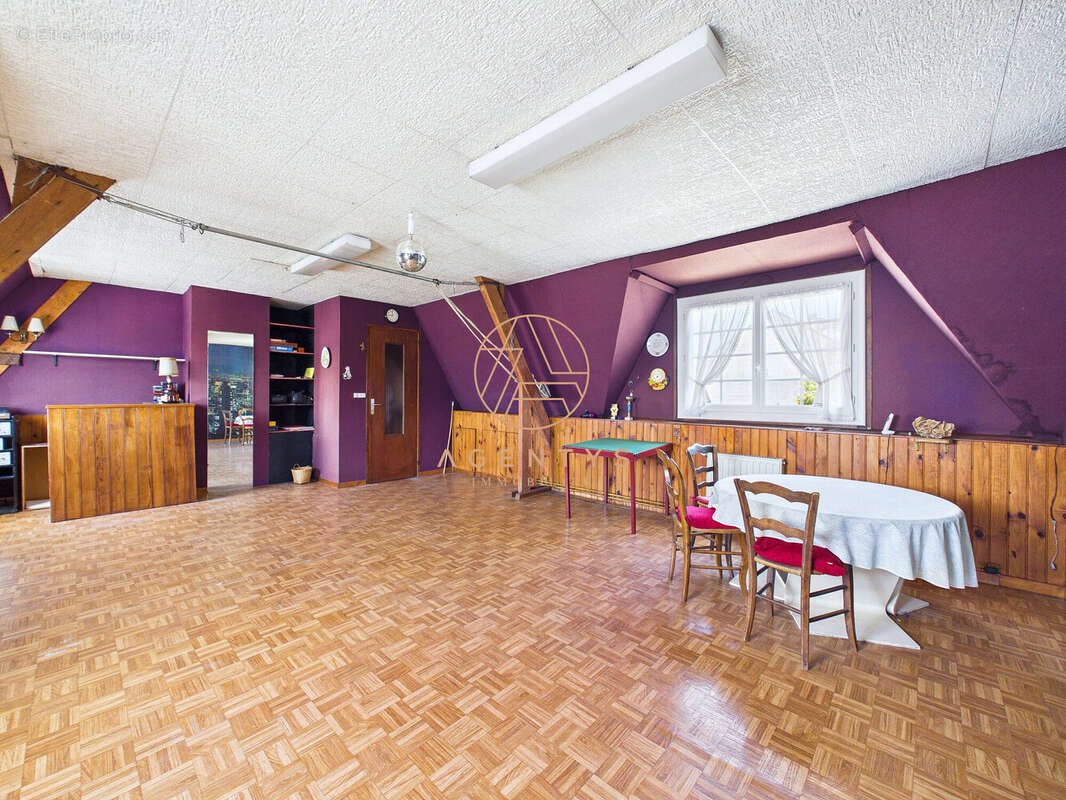 Maison 198 m² à Villiers-Sur-Marne  - photo 9
