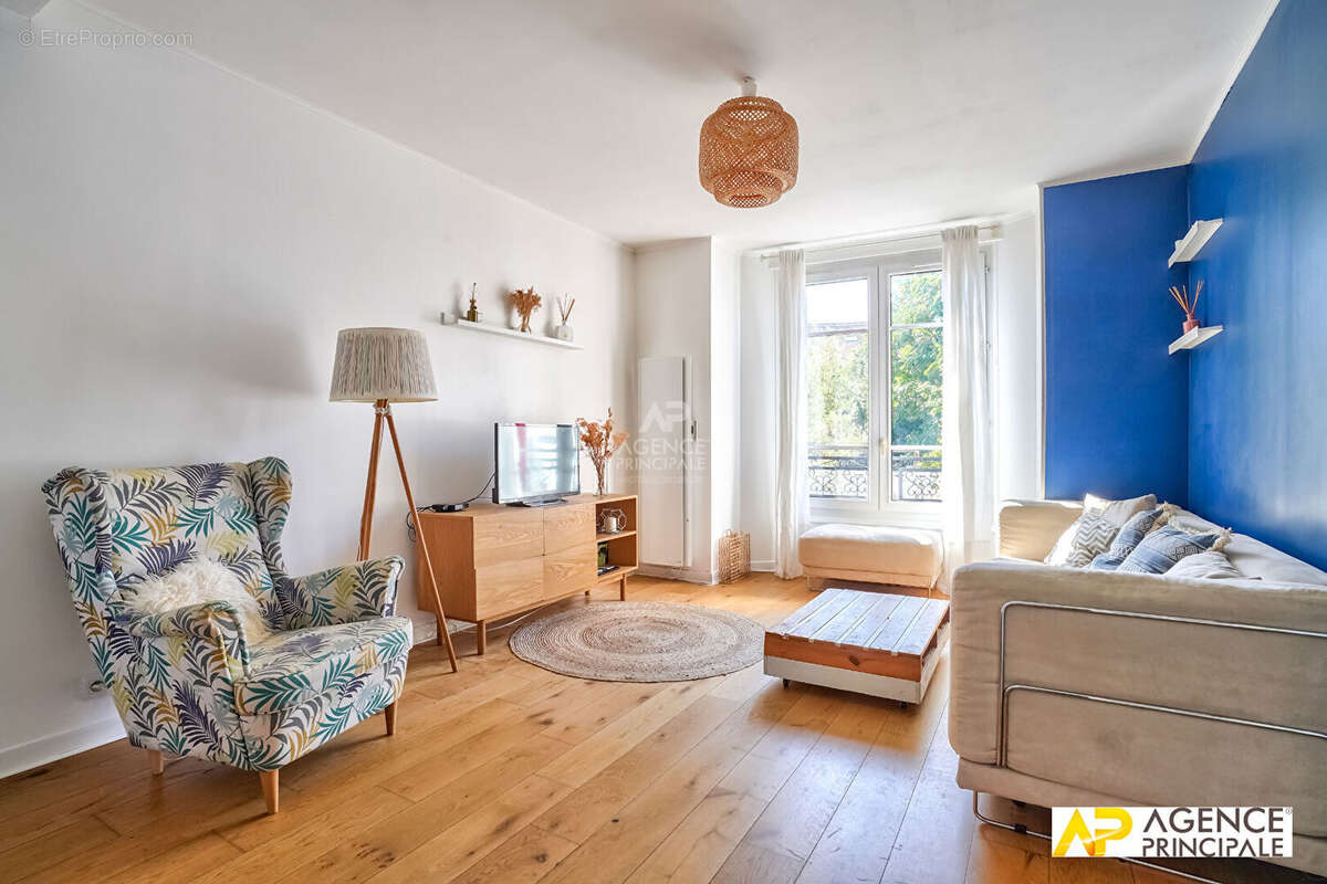 Maison à MAISONS-LAFFITTE