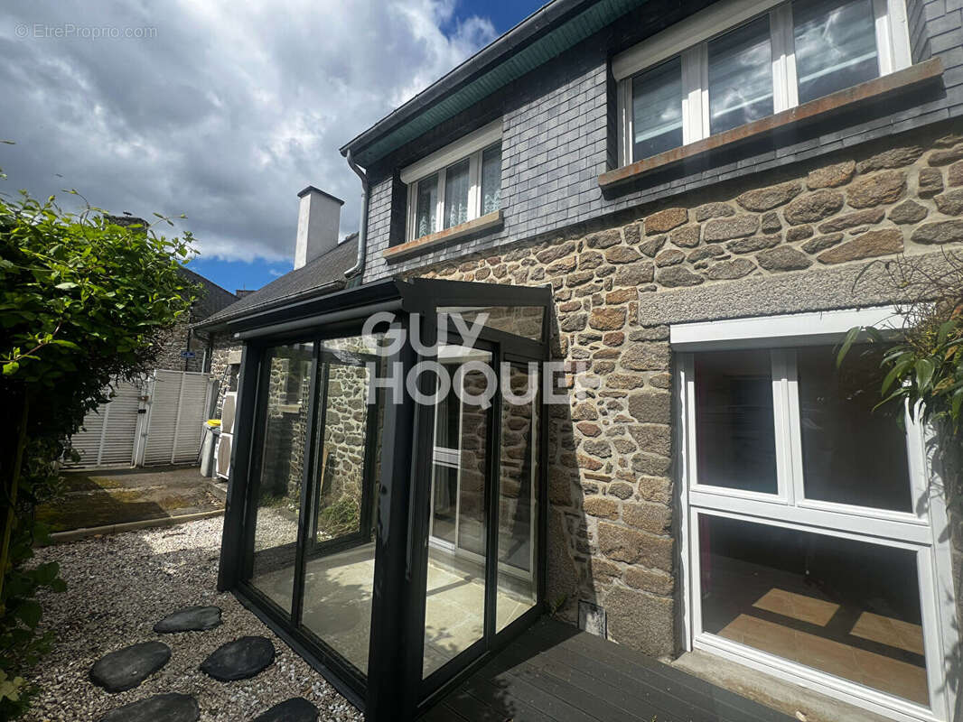 Maison à LE TRONCHET