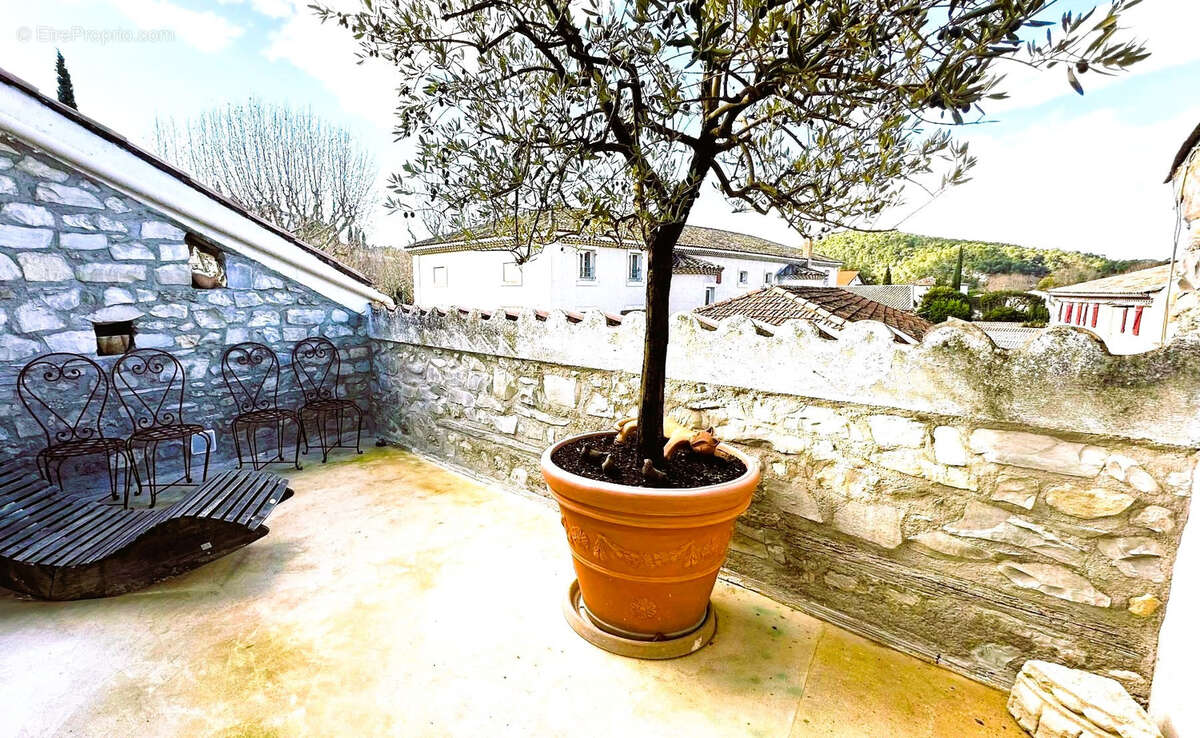 Maison à VAISON-LA-ROMAINE