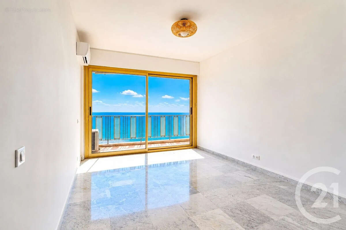 Appartement 70 m² à Roquebrune-Cap-Martin  - photo 6