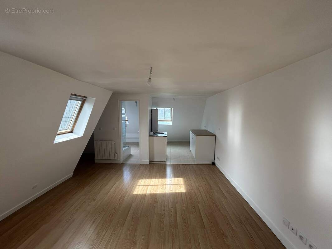 Appartement à PARIS-9E