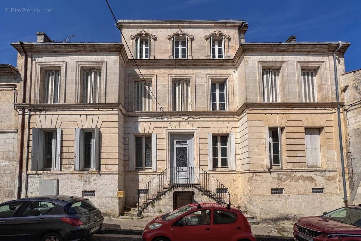 Maison à CHATEAUNEUF-SUR-CHARENTE