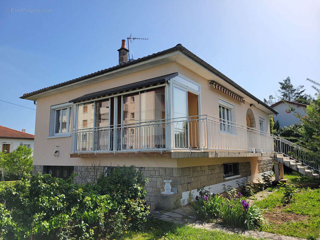 Maison de ville Villefranche De Rouergue 6 pièce(s) 152 m2 - photo 2
