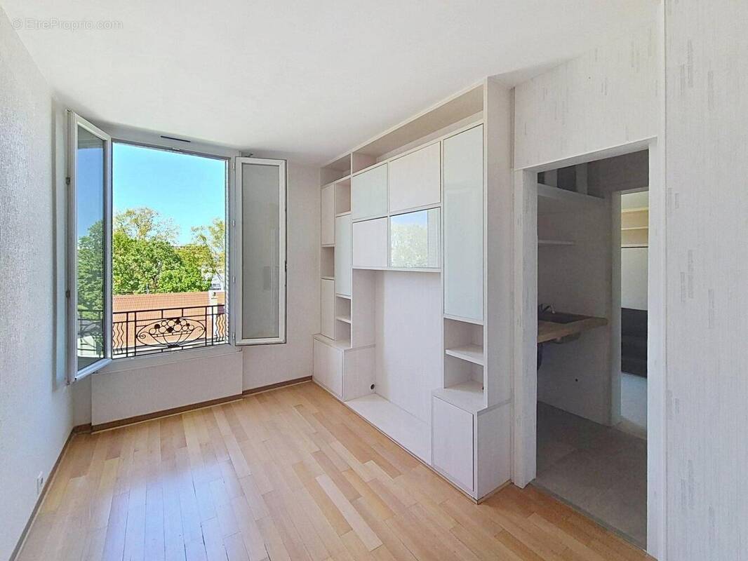 Photo 1 - Appartement à ISSY-LES-MOULINEAUX