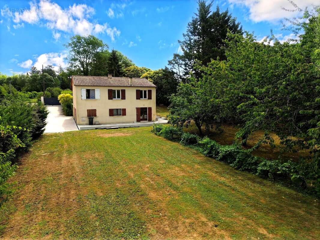 Maison de village rénovée avec jardin et potentiel d'aménagement - photo 10