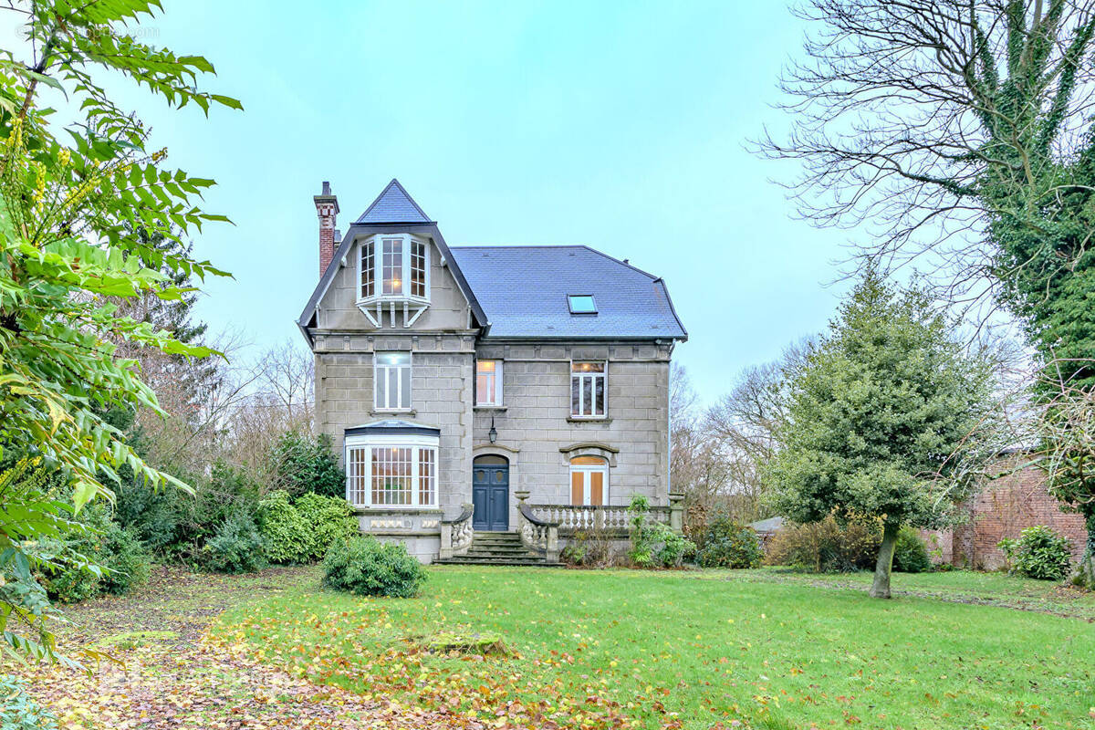 Maison à VILLERS-OUTREAUX