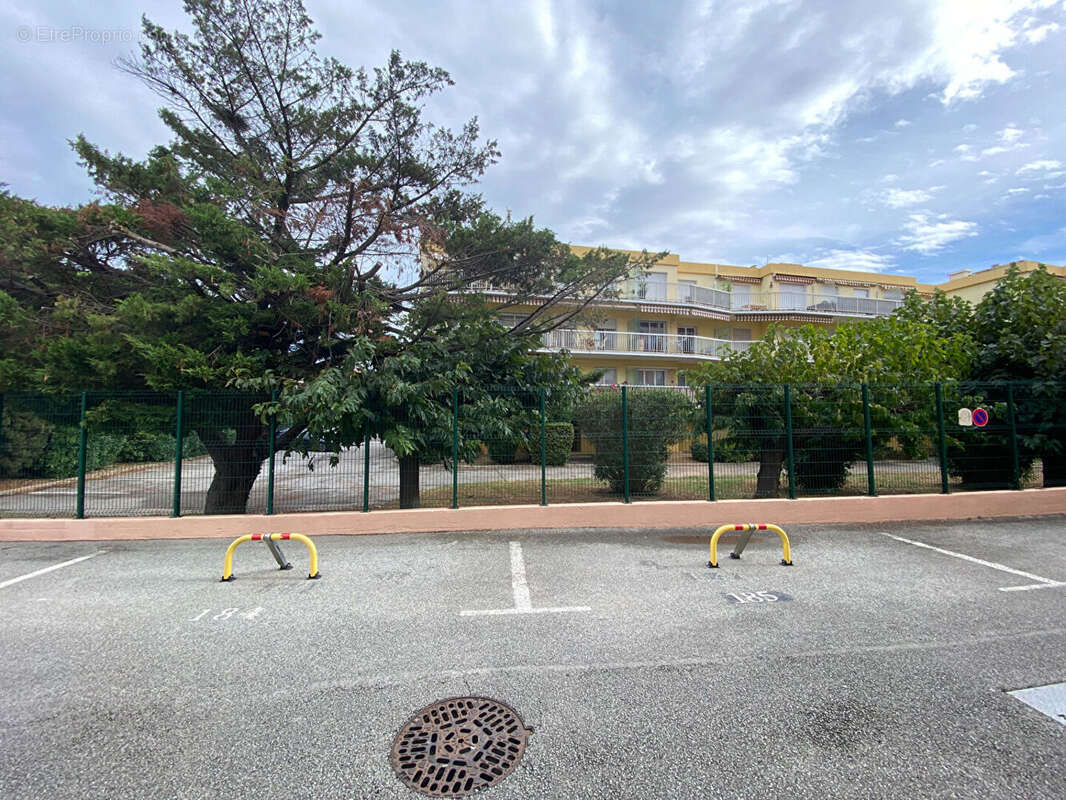 Parking à FREJUS
