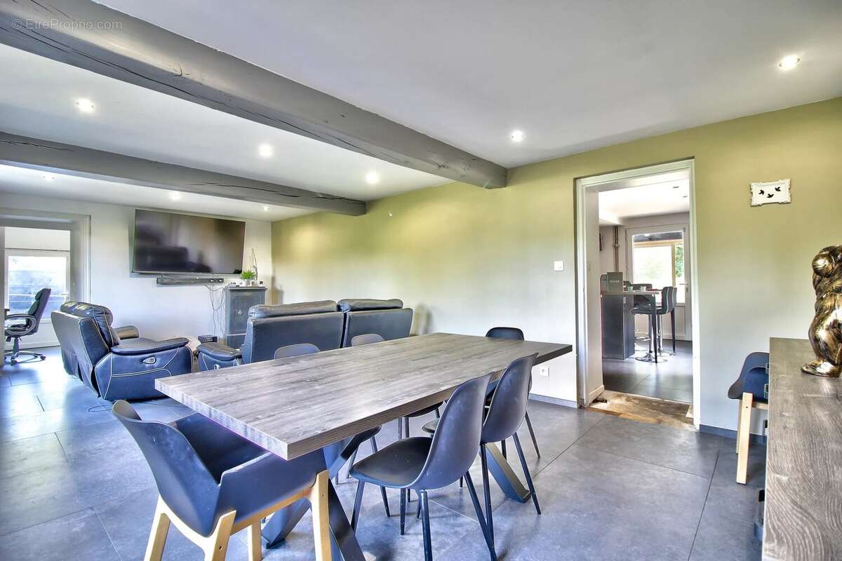 Maison de 145 m², 4 chambres - photo 3