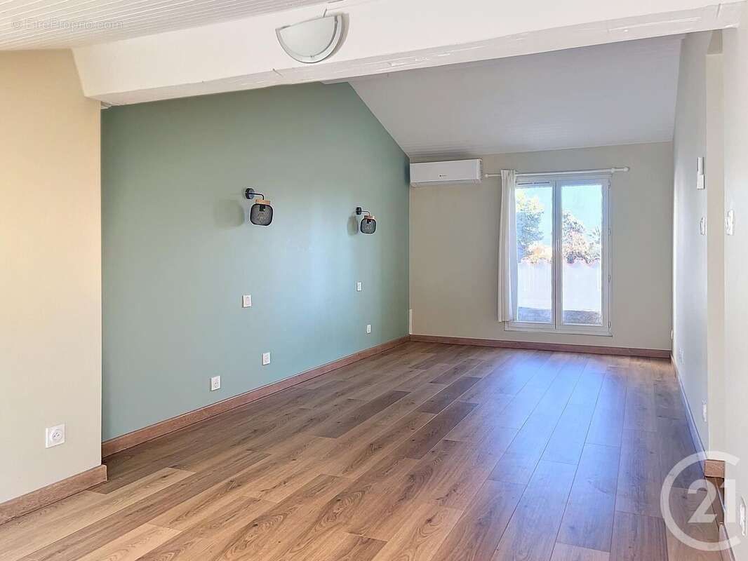 Maison à SAINT-CYPRIEN