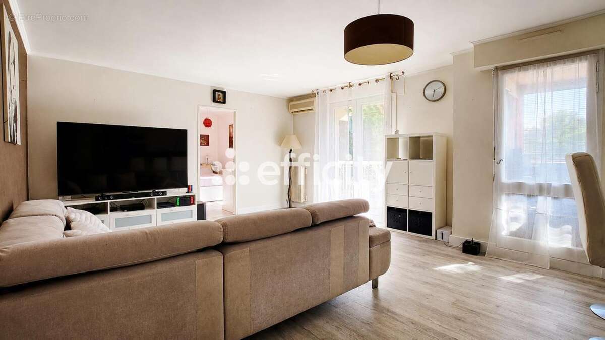 Appartement à MARSEILLE-11E