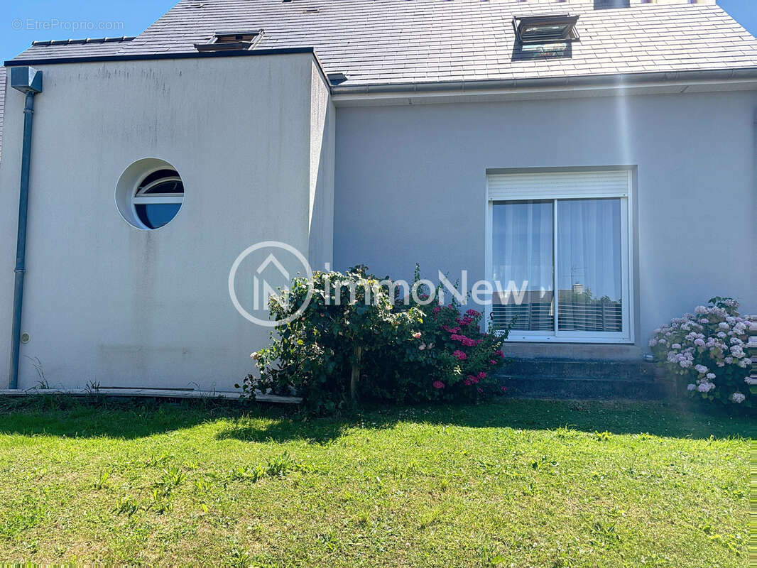 Beau pavillon 85 m2 avec piscine sur terrain 361 m2 proche de la mer - photo 12
