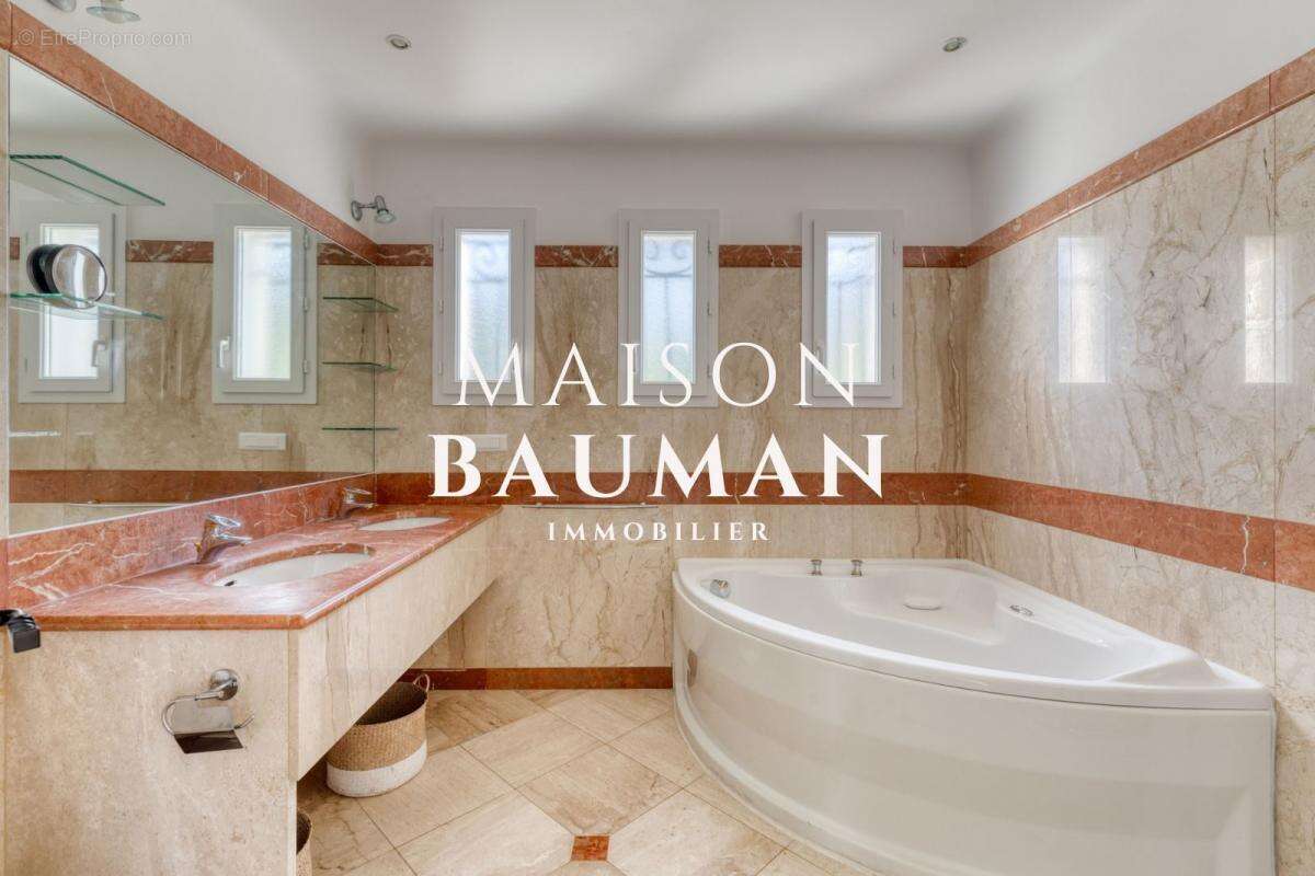 Maison à SAINTE-MAXIME