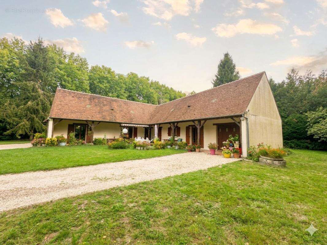 Maison à NOISY-SUR-ECOLE