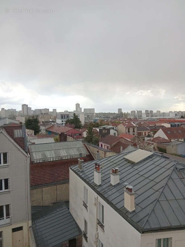 Appartement à LES LILAS