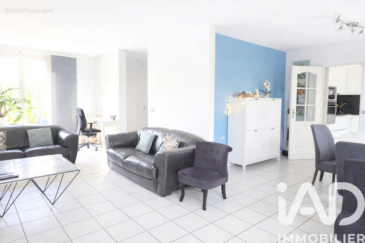 Photo 2 - Maison à VAUREAL