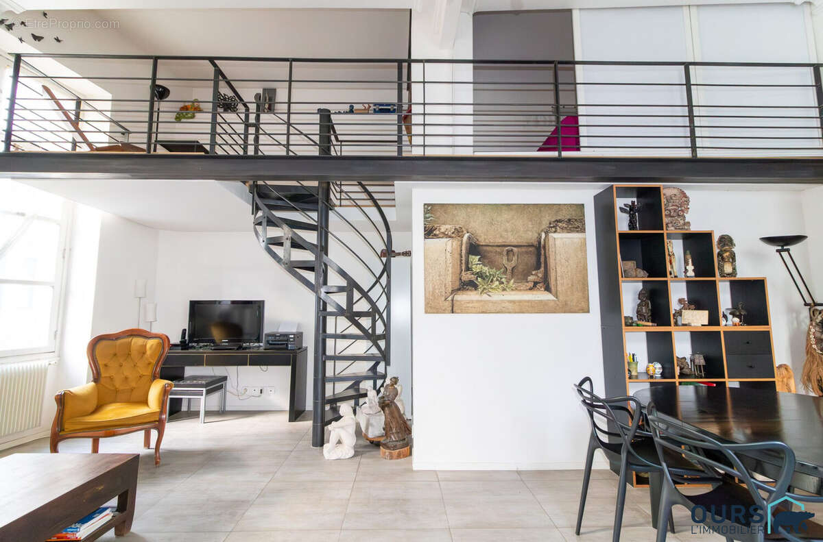 Appartement à SAINT-DENIS