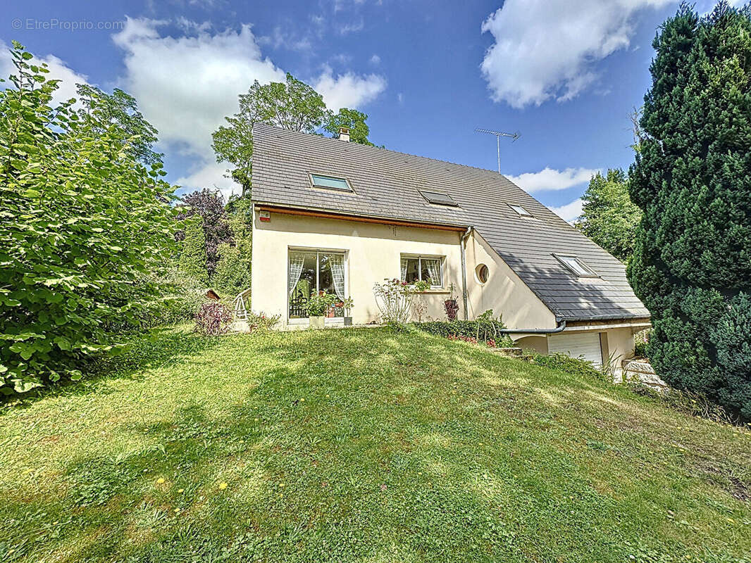 Maison à LIZY-SUR-OURCQ