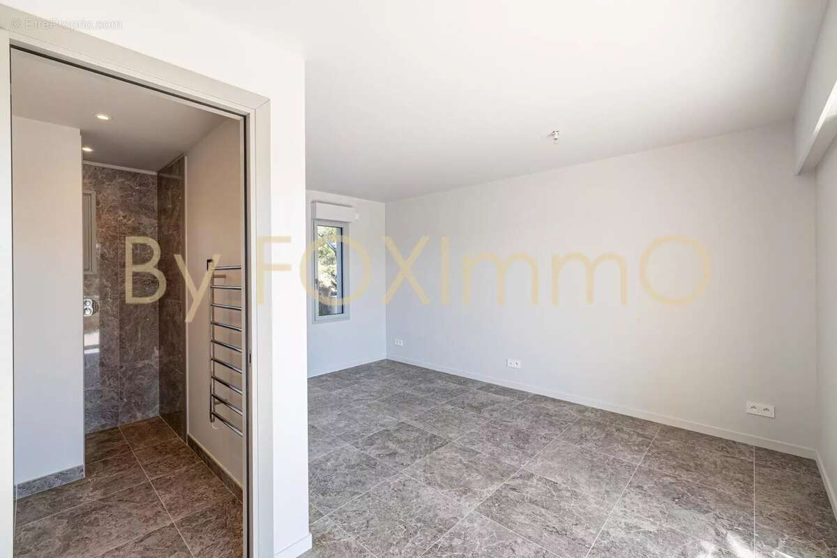 Maison à CAGNES-SUR-MER