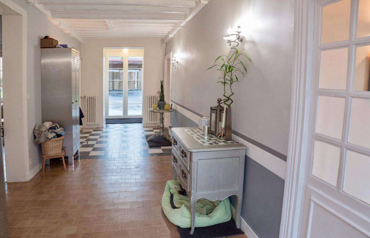 Maison 295 m² à Les Damps  - photo 3
