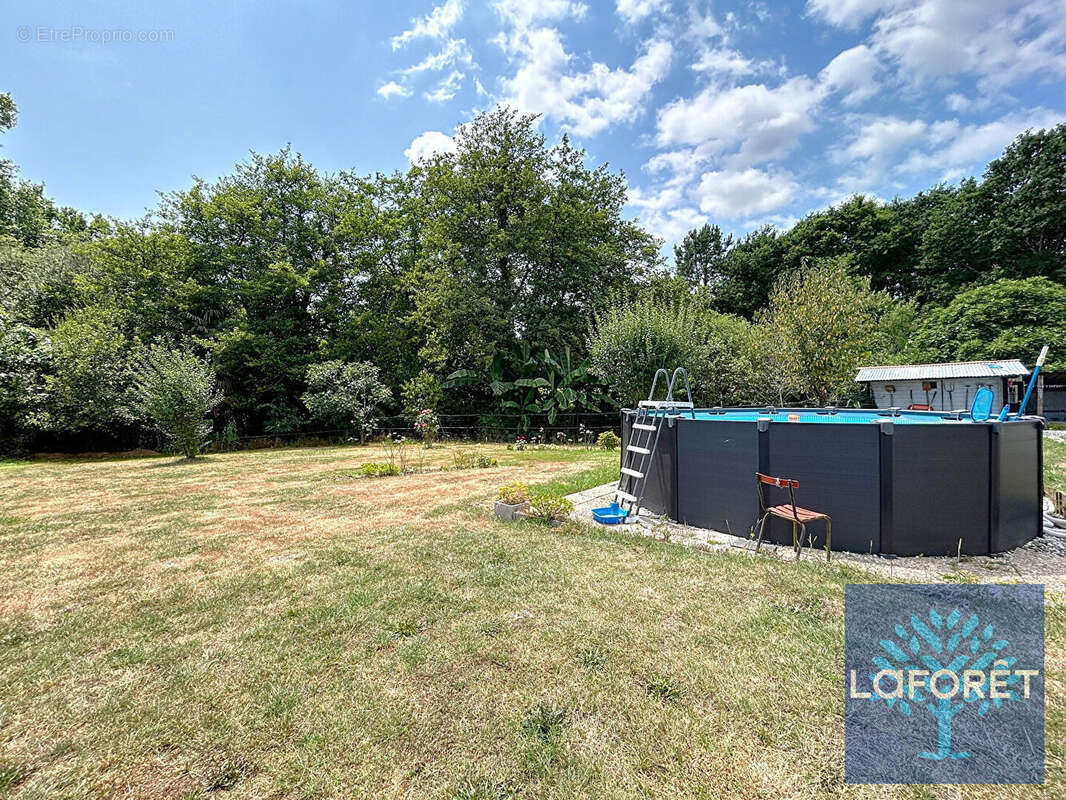 Maison à RIVIERE-SAAS-ET-GOURBY