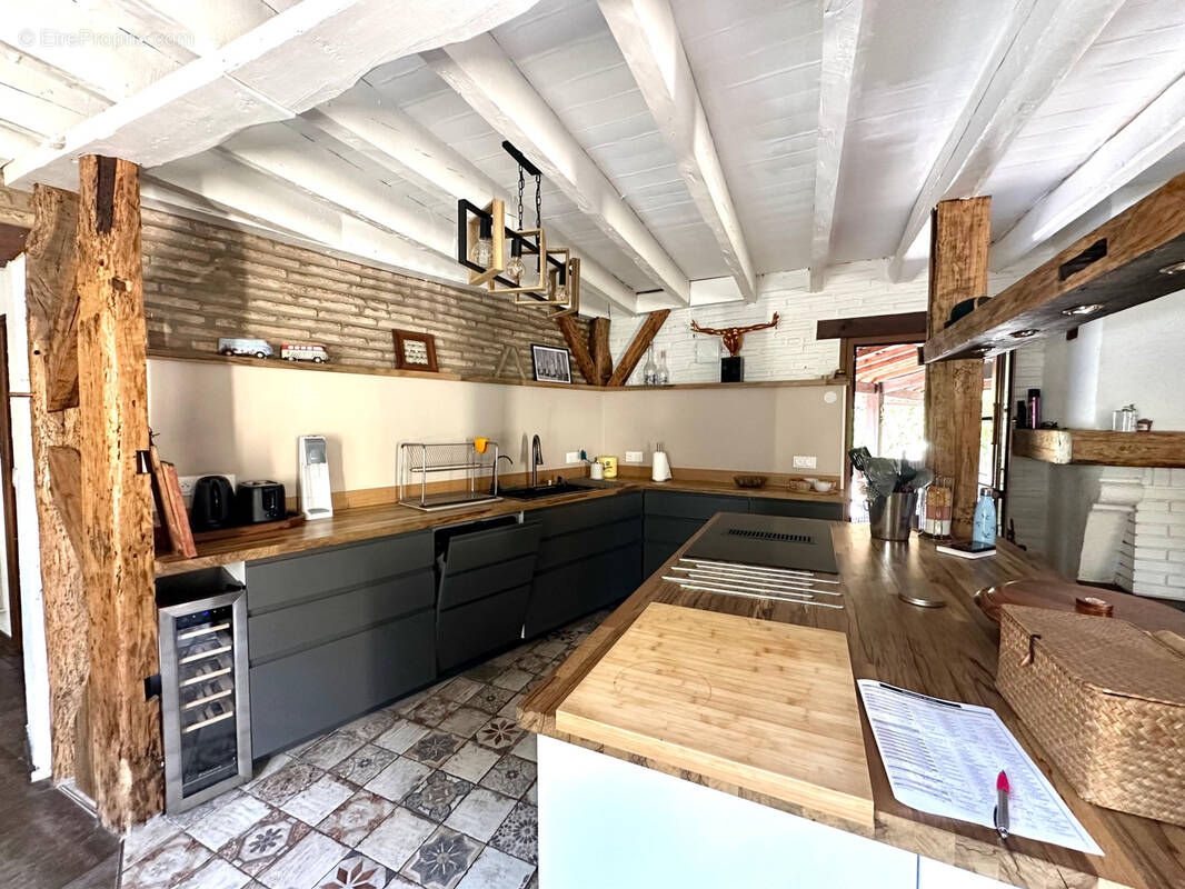 Maison à BELIN-BELIET