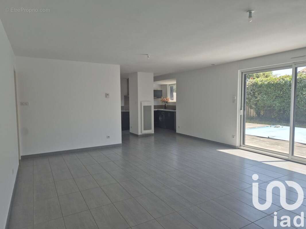 Photo 2 - Maison à TALMONT-SAINT-HILAIRE