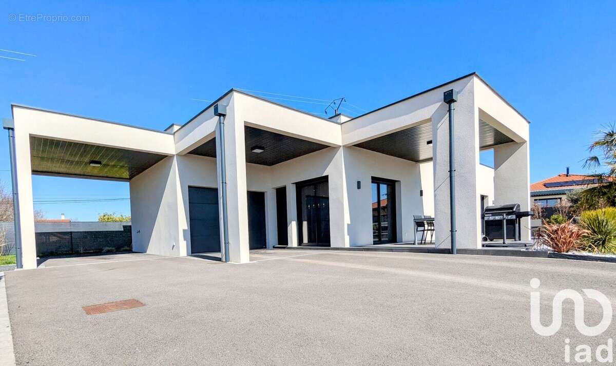 Photo 6 - Maison à PERREUX