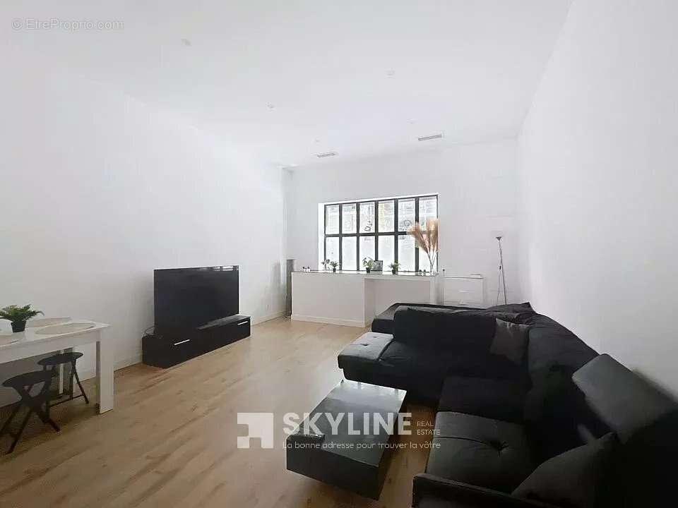 Appartement à MARSEILLE-1E