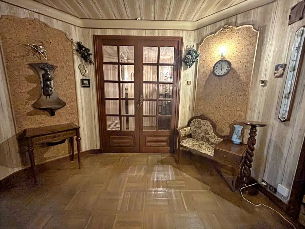 Appartement à MARSEILLE-6E