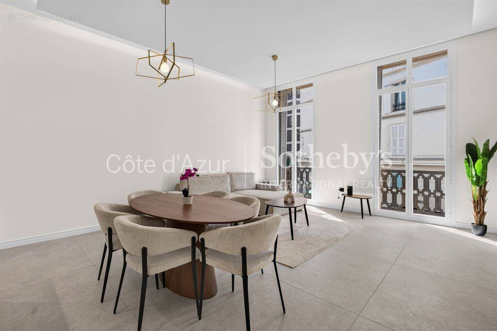 Appartement à CANNES