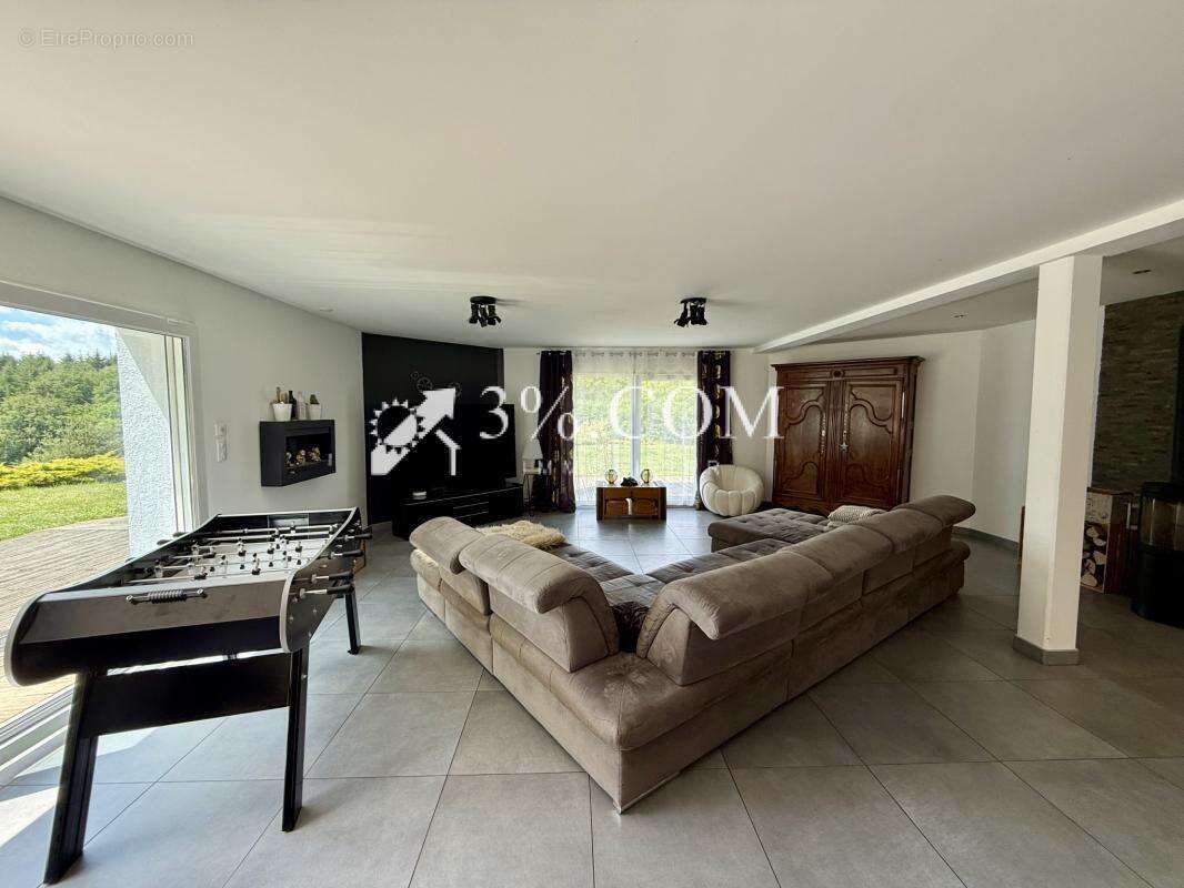 Maison à HADOL