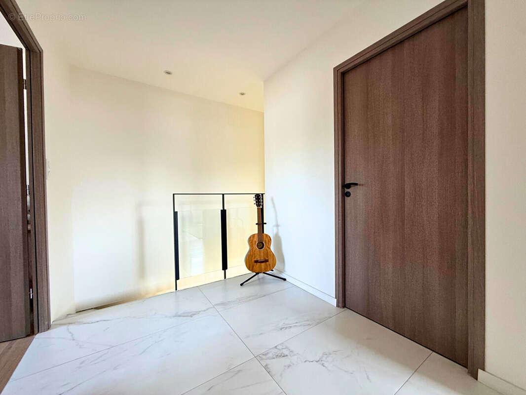 Exclusivité - quéven, maison contemporaine de 2024 aux prestations soignées - photo 9