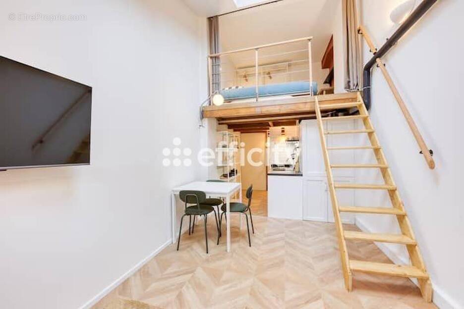 Appartement à PARIS-11E