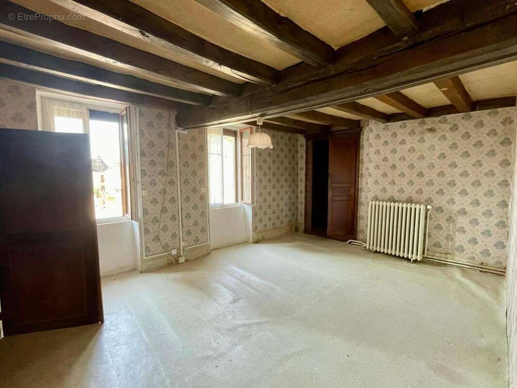Maison 150 m² à Cressat  - photo 6